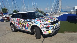 Így néz ki Picasso fagylaltos autója